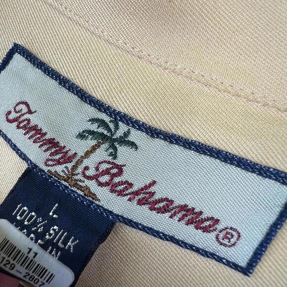 Tommy Bahama Silk Shirt Men L Yellow Camp Collar Short Sleeve Button Front - Picture 5 of 5
